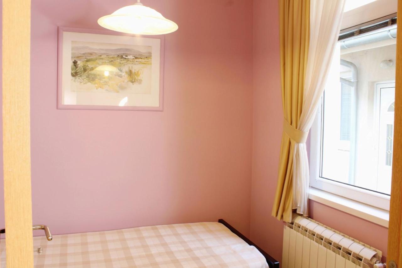 Apartments Paradisos クラグイェヴァツ エクステリア 写真